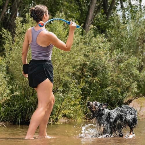 Chuckit Classic Dog Ball Launcher 26" with Medium 2.5" Ball for Active Dogs - Image 4